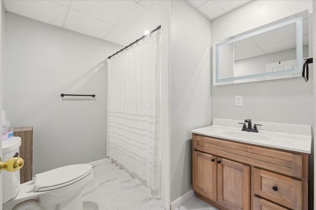 749 Country Club Drive, Howard, OH 43028