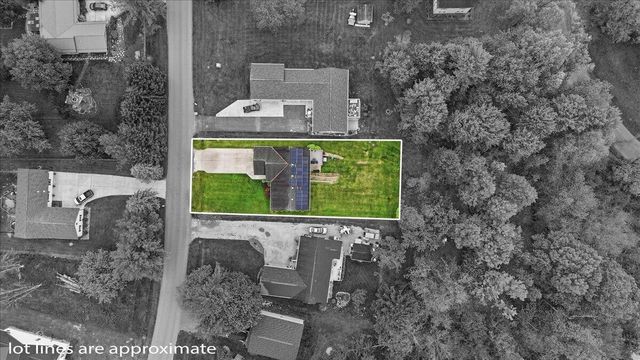 749 Country Club Drive, Howard, OH 43028