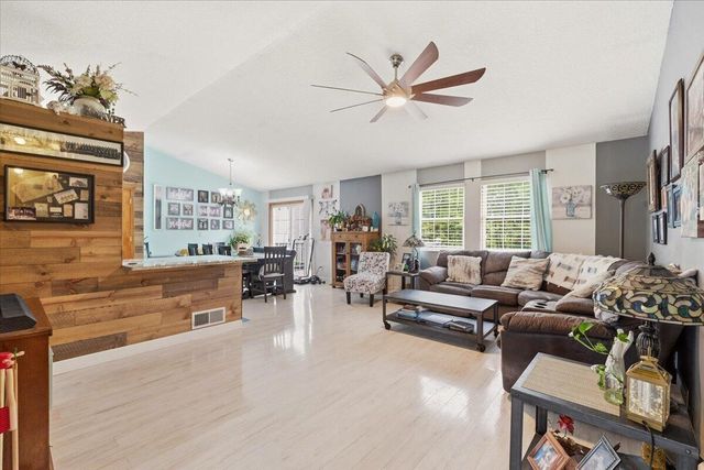 749 Country Club Drive, Howard, OH 43028