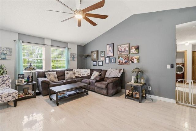749 Country Club Drive, Howard, OH 43028