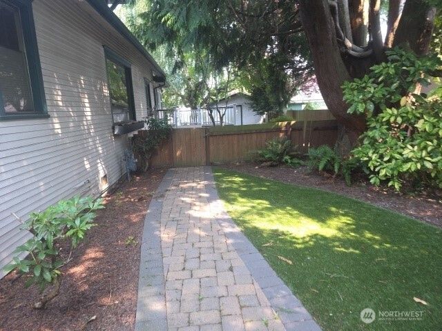 1611 Oakes Avenue, Everett, WA 98201