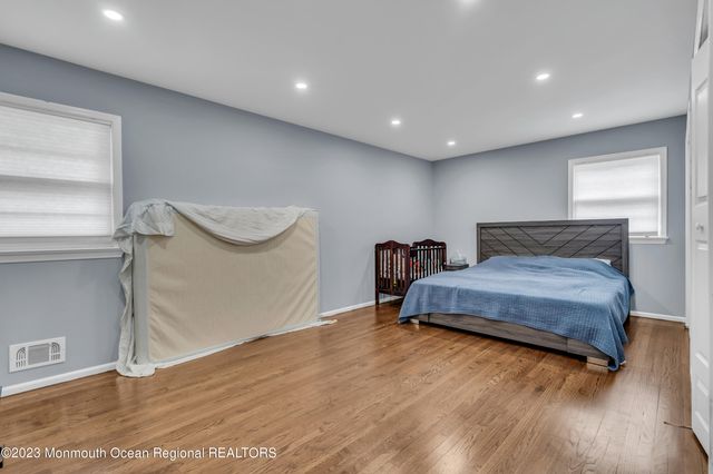 3 Alvord Street, Oakhurst, NJ 07755