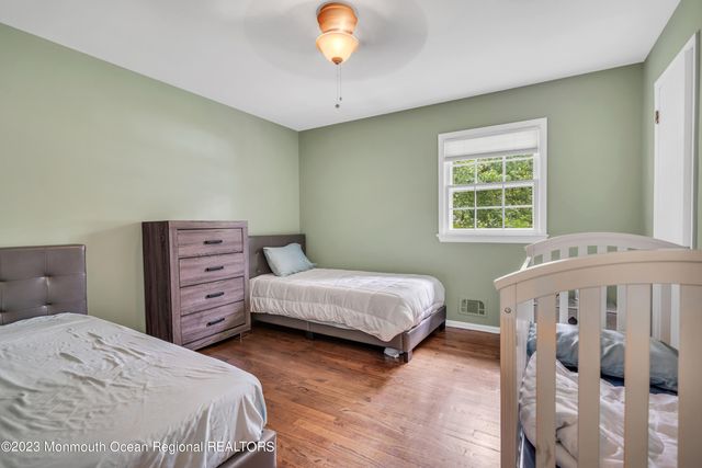 3 Alvord Street, Oakhurst, NJ 07755