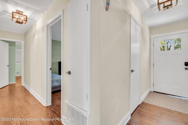 3 Alvord Street, Oakhurst, NJ 07755