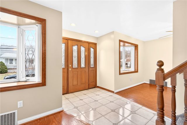 2533 Mayfield Ave, Harmony Twp, PA 15003