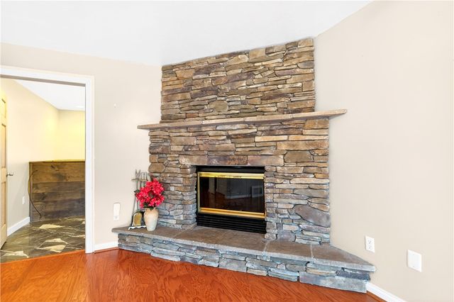 2533 Mayfield Ave, Harmony Twp, PA 15003