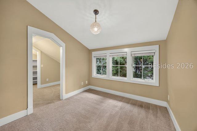 625 Spanish Wells Rd Unit 9, Hilton Head Island, SC 29926