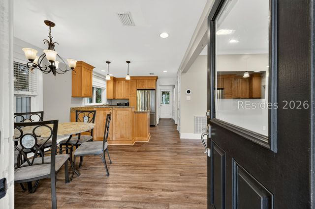 625 Spanish Wells Rd Unit 9, Hilton Head Island, SC 29926