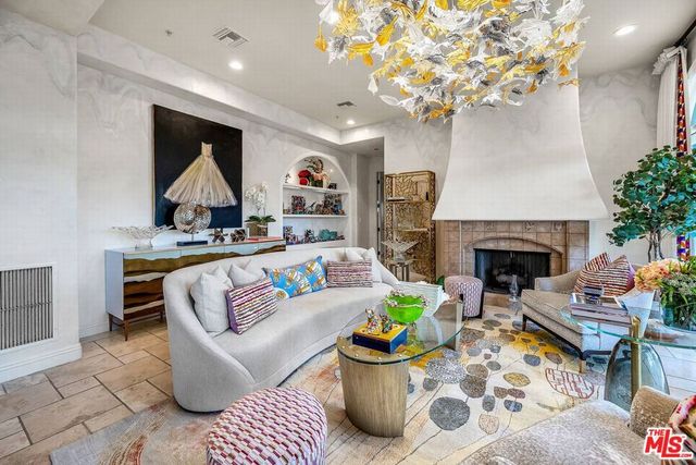 3110 Benedict Canyon Drive, Beverly Hills, CA 90210