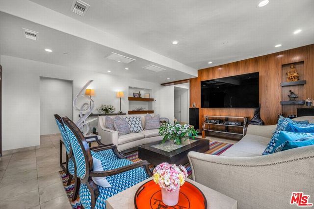 3110 Benedict Canyon Drive, Beverly Hills, CA 90210
