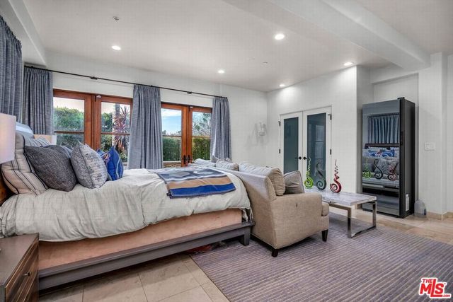 3110 Benedict Canyon Drive, Beverly Hills, CA 90210