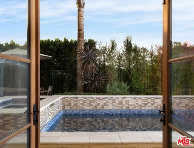 3110 Benedict Canyon Drive, Beverly Hills, CA 90210