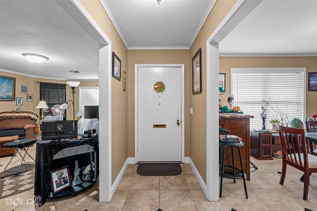 4445 Gilbert Drive, Shreveport, LA 71106