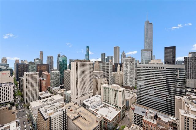 10 E ONTARIO Street 4602, Chicago, IL 60611