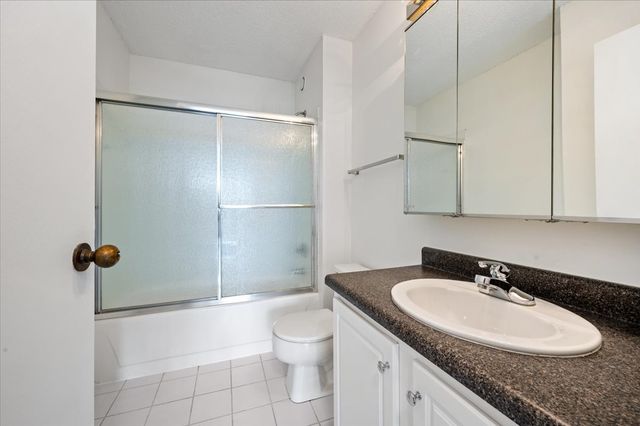 10 E ONTARIO Street 4602, Chicago, IL 60611
