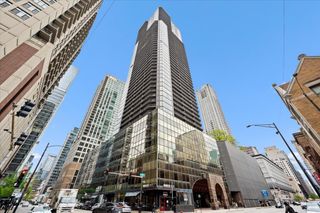 10 E ONTARIO Street 4602, Chicago, IL 60611