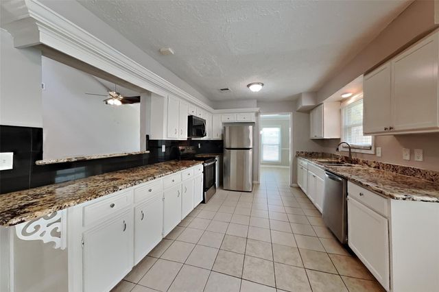 22530 Smokey Hill Drive, Katy, TX 77450