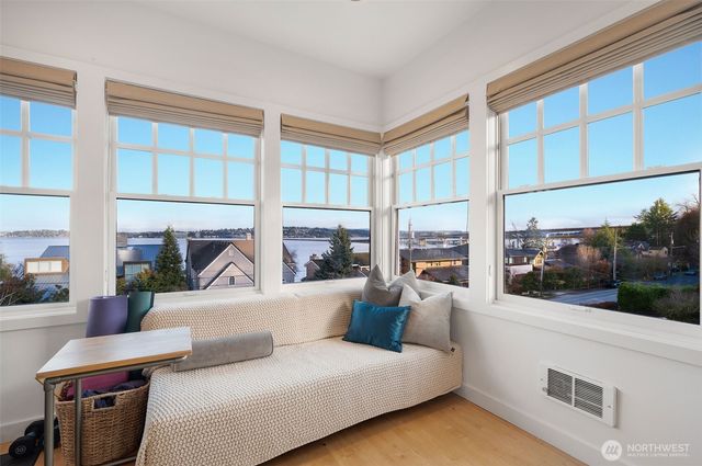 903 Lakeside Avenue S, Seattle, WA 98144