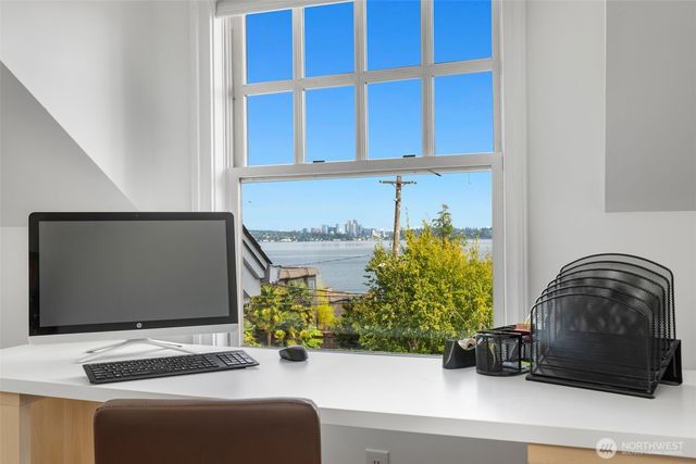 903 Lakeside Avenue S, Seattle, WA 98144