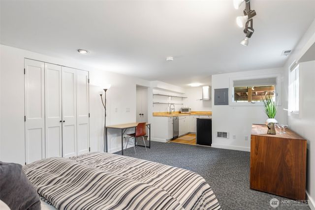 903 Lakeside Avenue S, Seattle, WA 98144