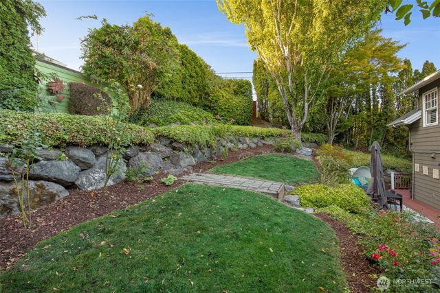 903 Lakeside Avenue S, Seattle, WA 98144