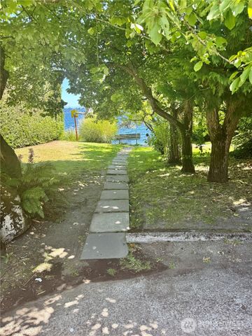 903 Lakeside Avenue S, Seattle, WA 98144