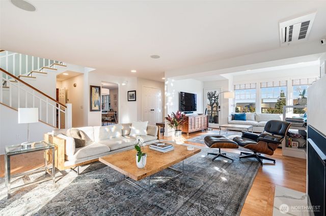 903 Lakeside Avenue S, Seattle, WA 98144