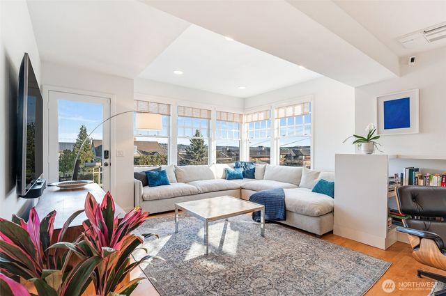 903 Lakeside Avenue S, Seattle, WA 98144