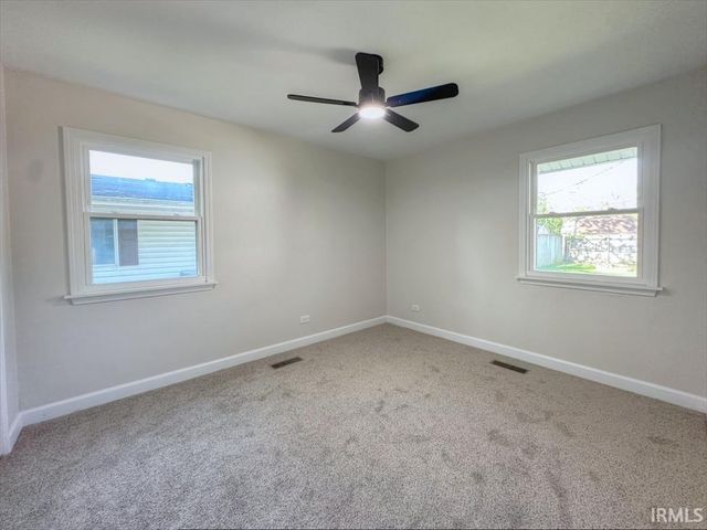 821 N BERKLEY Road, Kokomo, IN 46901
