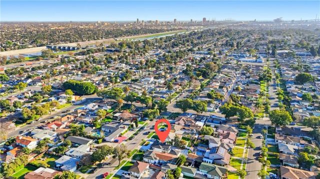 2835 Delta, Long Beach, CA 90810