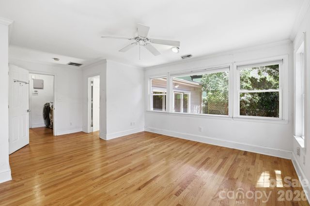 200 Altondale Avenue, Charlotte, NC 28207