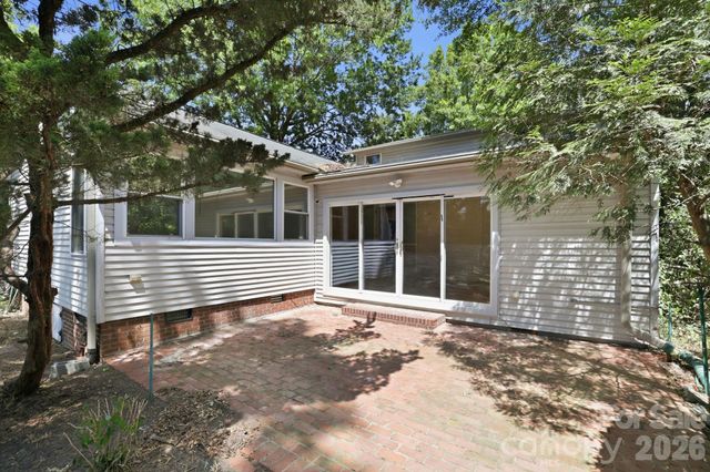 200 Altondale Avenue, Charlotte, NC 28207