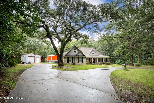 7224 Martin Bluff Road, Gautier, MS 39553