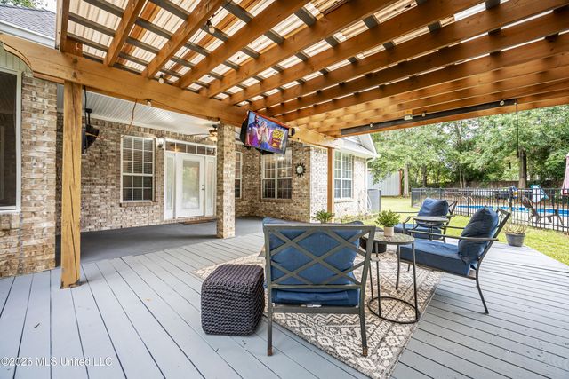 7224 Martin Bluff Road, Gautier, MS 39553