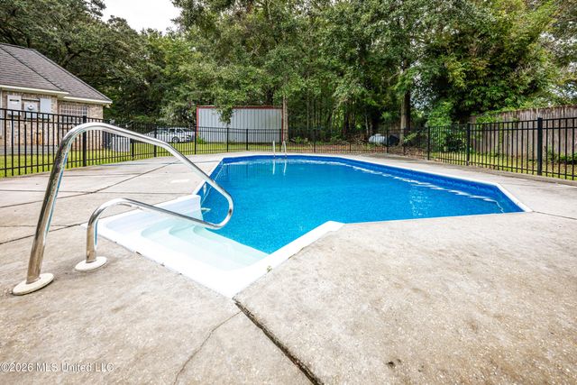 7224 Martin Bluff Road, Gautier, MS 39553