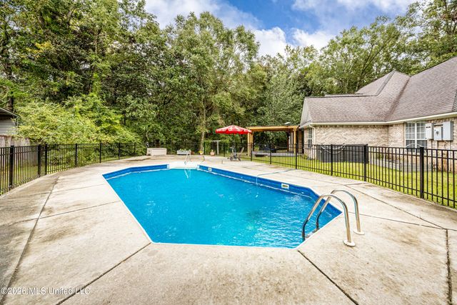 7224 Martin Bluff Road, Gautier, MS 39553