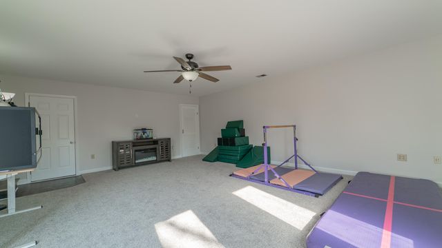 231 Minter Drive, Griffith, IN 46319