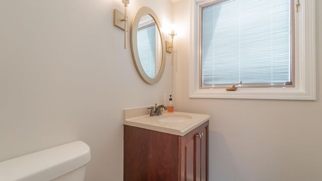 231 Minter Drive, Griffith, IN 46319