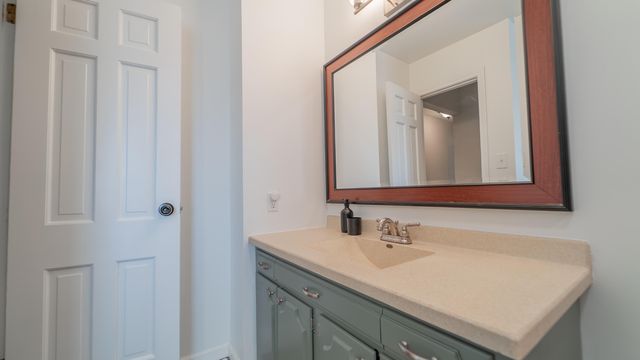 231 Minter Drive, Griffith, IN 46319