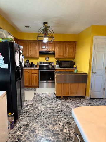 1217 Oak Hill Road, Somerset, KY 42503