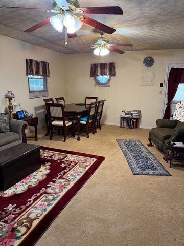 1217 Oak Hill Road, Somerset, KY 42503