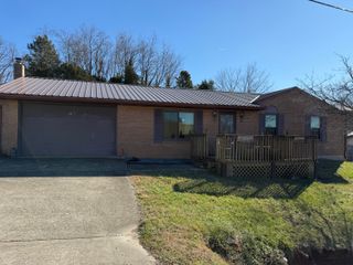1217 Oak Hill Road, Somerset, KY 42503
