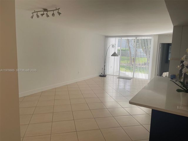 9782 NW 46th Ter 131, Doral, FL 33178