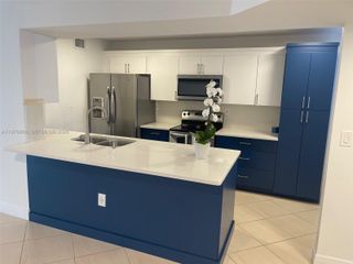 9782 NW 46th Ter 131, Doral, FL 33178