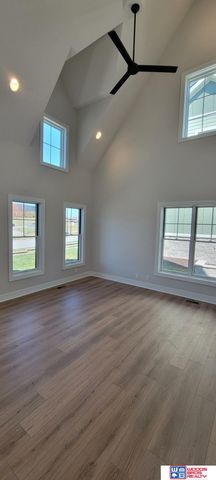 801 Penrose Drive, Lincoln, NE 68521