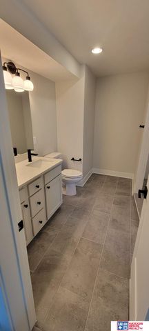 801 Penrose Drive, Lincoln, NE 68521