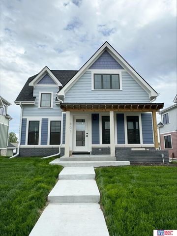 801 Penrose Drive, Lincoln, NE 68521