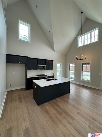 801 Penrose Drive, Lincoln, NE 68521