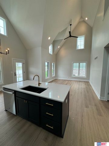 801 Penrose Drive, Lincoln, NE 68521