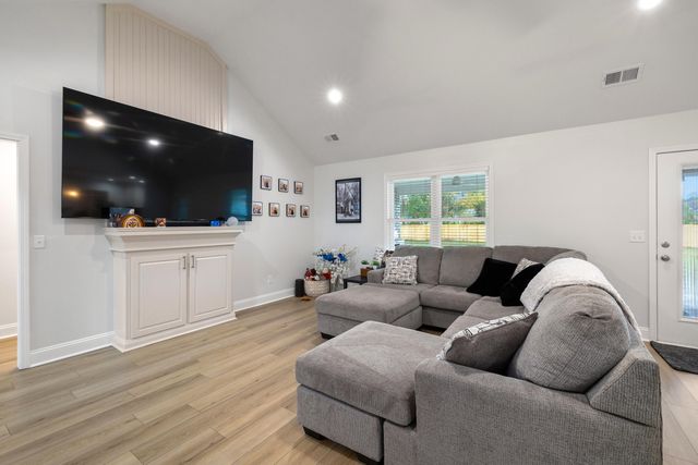 1250 Sandpiper Drive, Sumter, SC 29154